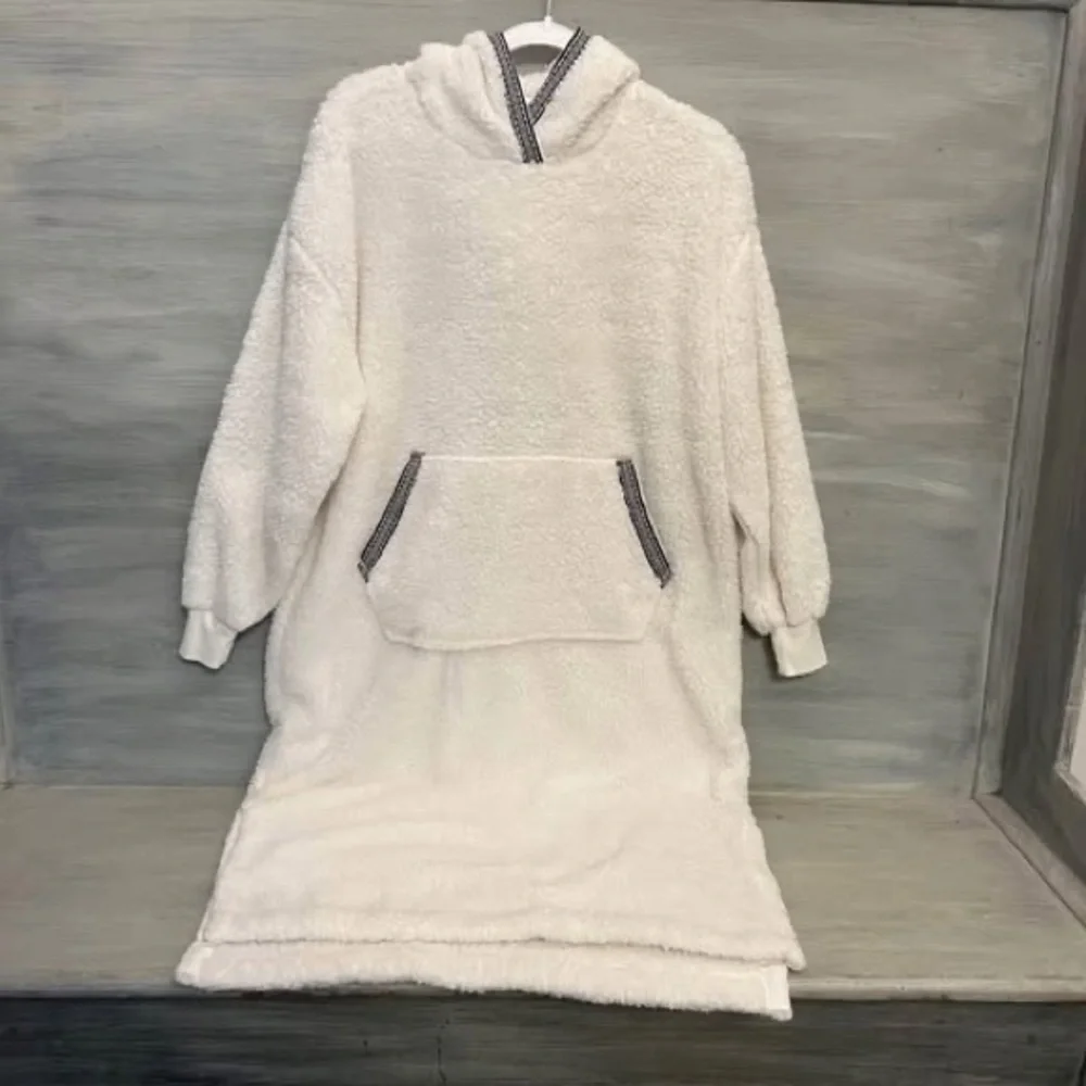 Joyspun White Sherpa Hooded Kangaroo Pocket Pullover Night Gown XS‎ GC